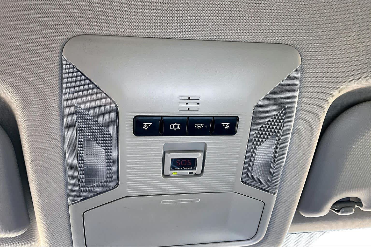 Used 2019 Midnight Black Metallic Toyota LE image 35