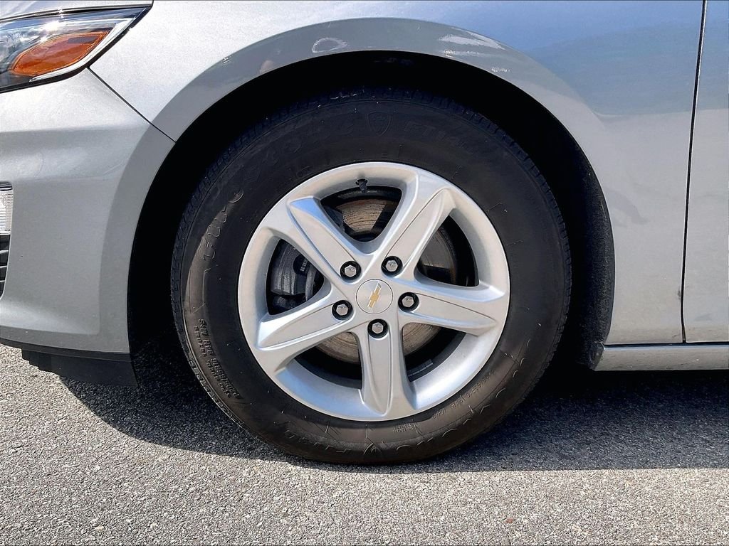 Used 2024 Sterling Gray Metallic Chevrolet LS image 7