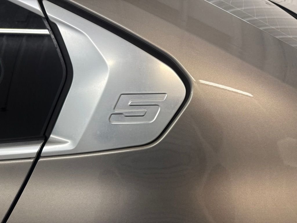 Used 2024 Gray Metallic BMW eDrive40 image 8