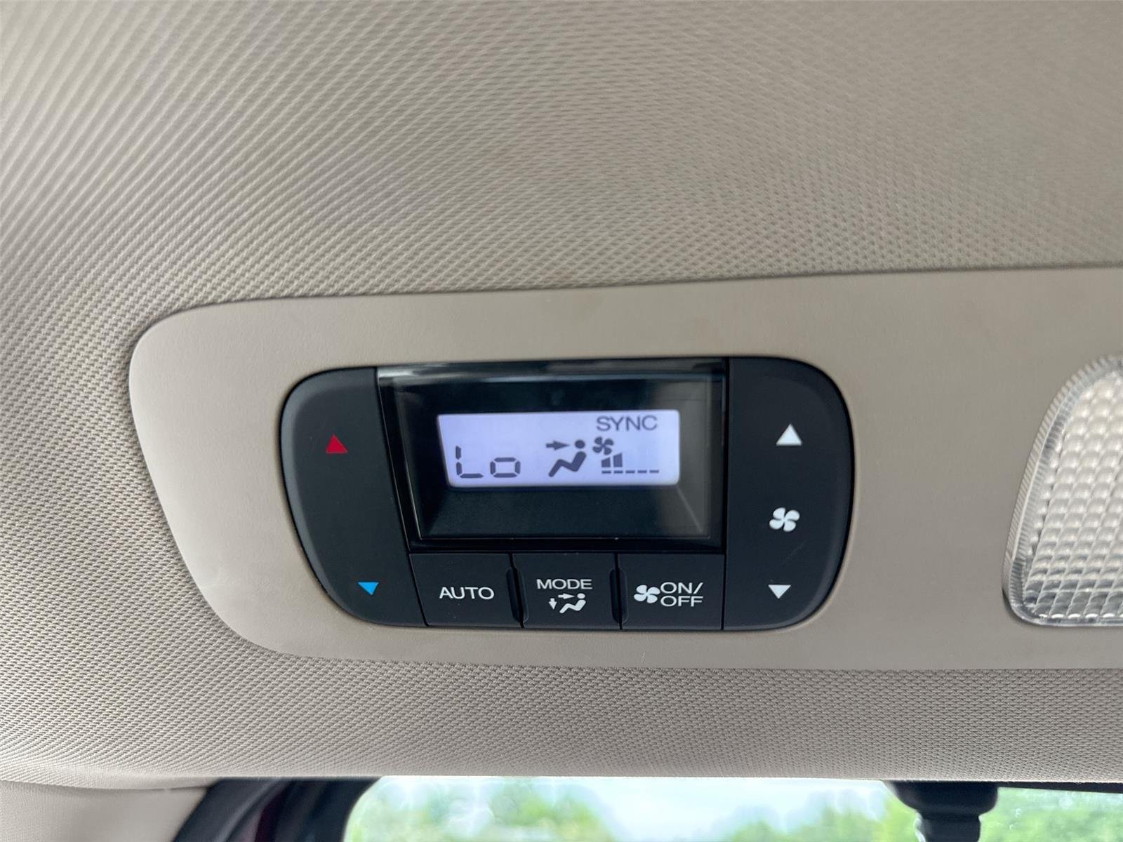 Used 2015  Honda EX-L image 24