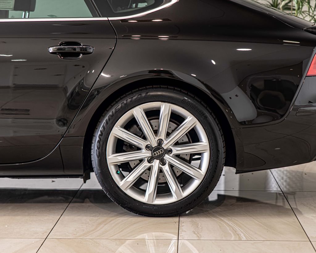 Used 2013 Black Audi 3.0T Premium image 7