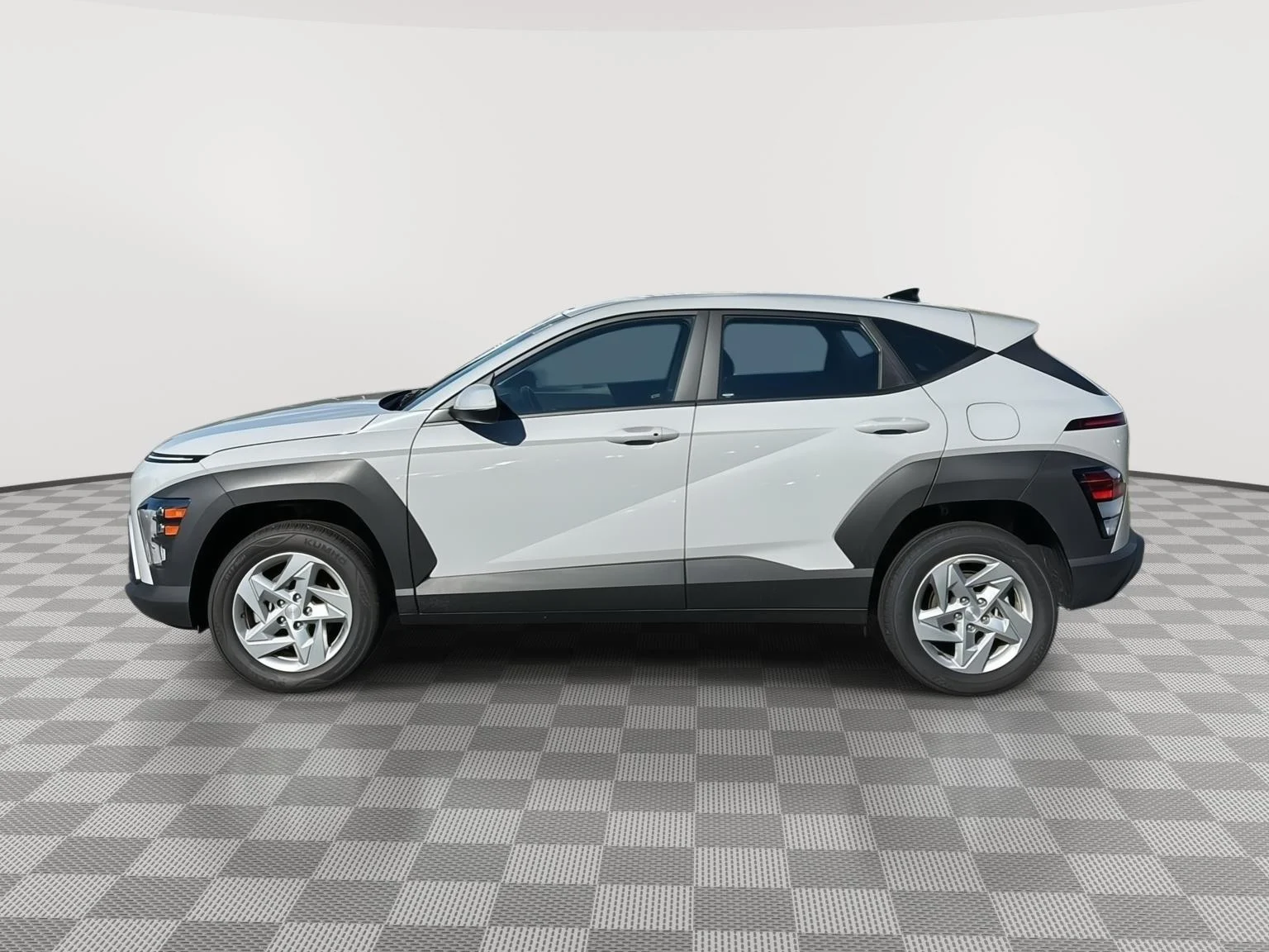 Used 2026 Cyber Gray Metallic Hyundai SE image 8