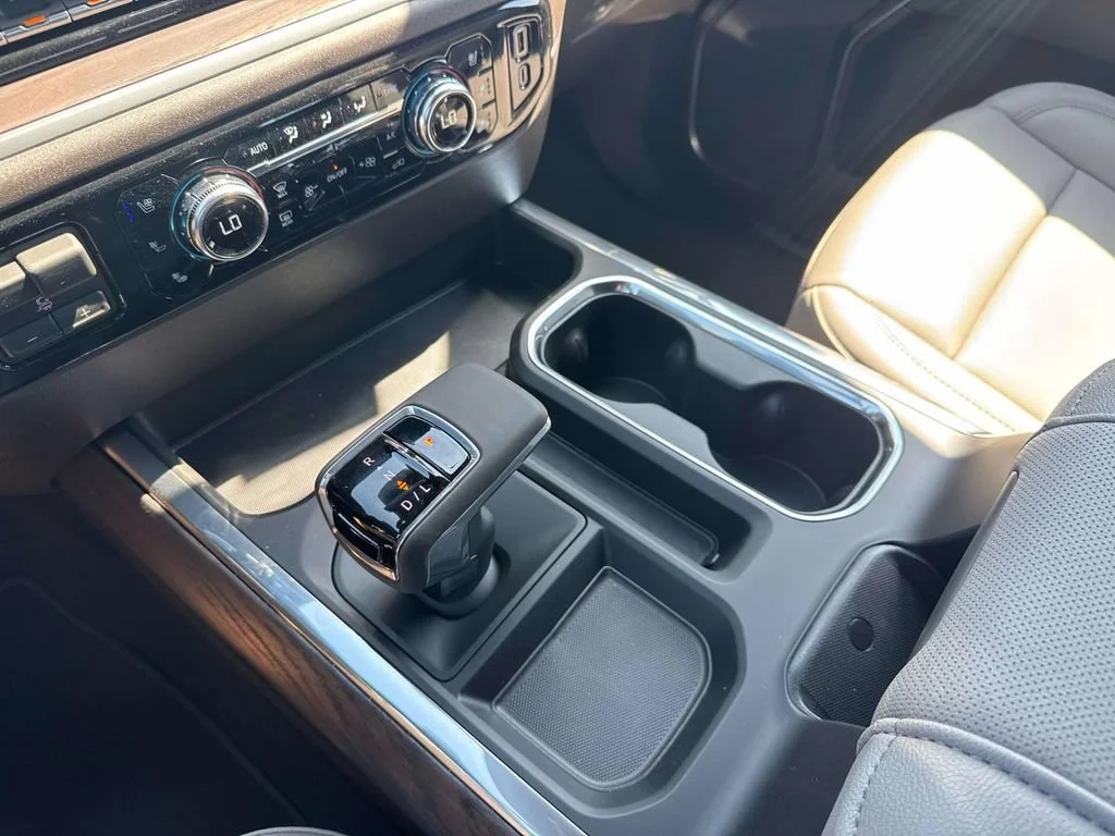 New 2026 Summit White GMC SLT image 41