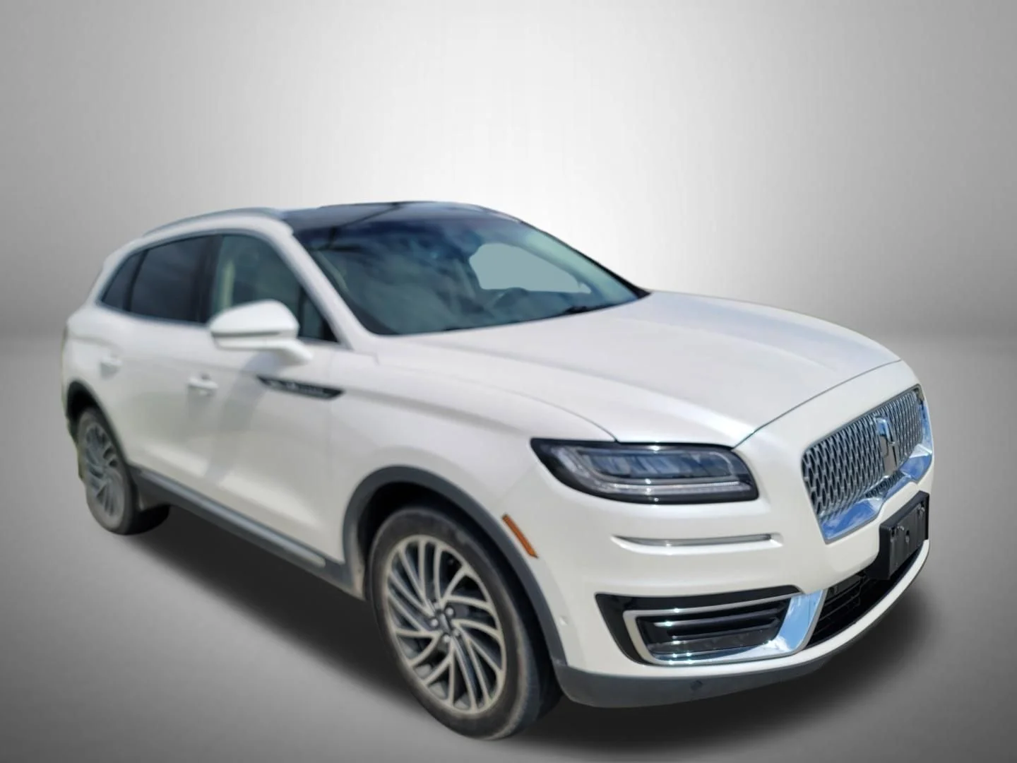 Certified Used 2019 White Lincoln Reserve image 2