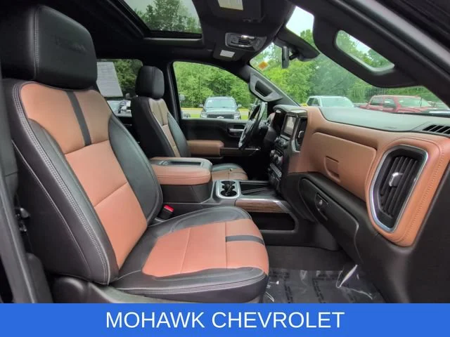 Certified Used 2022 Mosaic Black Metallic Chevrolet High Country image 30