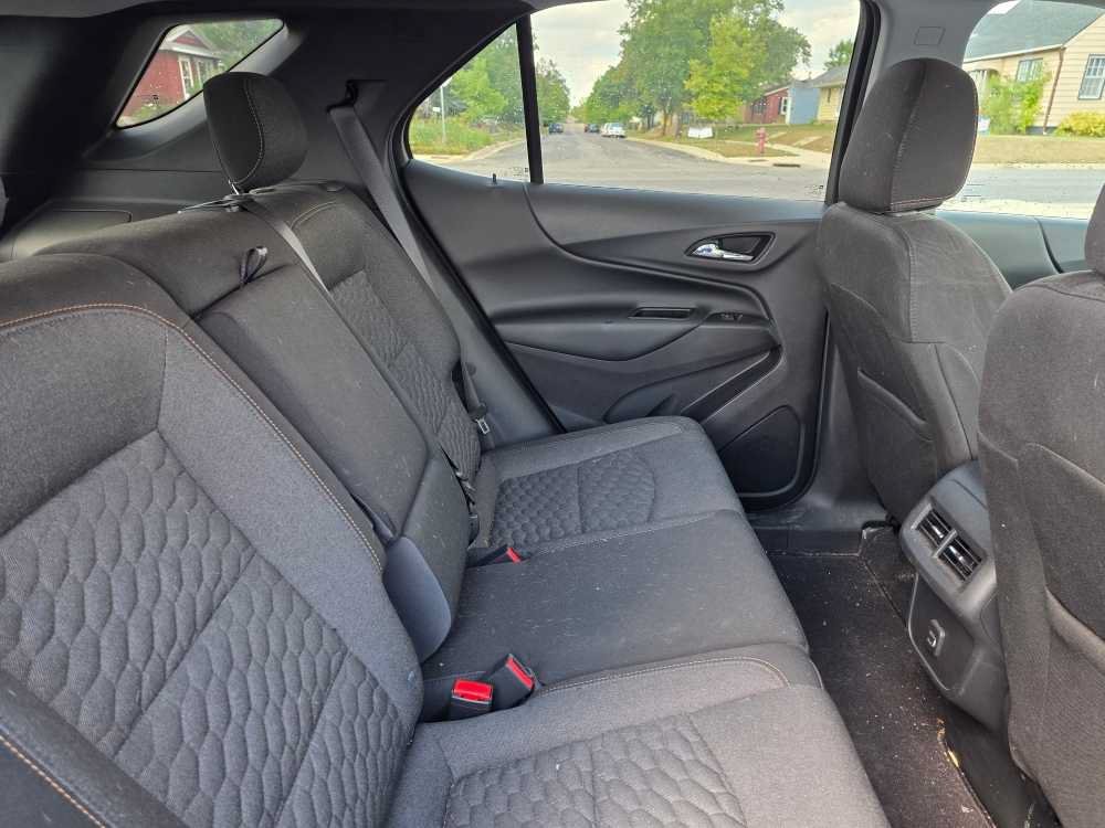 Used 2020 Summit White CHEVROLET TRUCK LT image 7