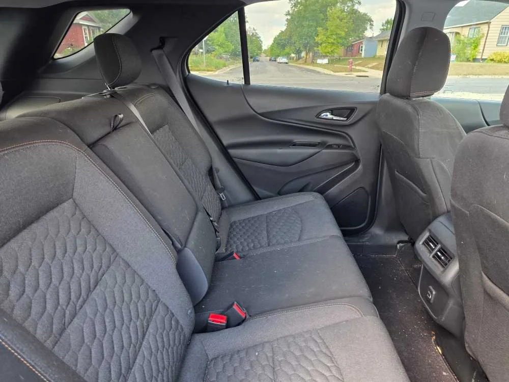 Used 2020 Summit White CHEVROLET TRUCK LT image 7