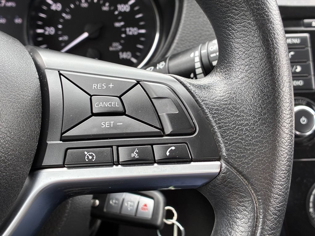 Used 2019 Blue Nissan S image 25