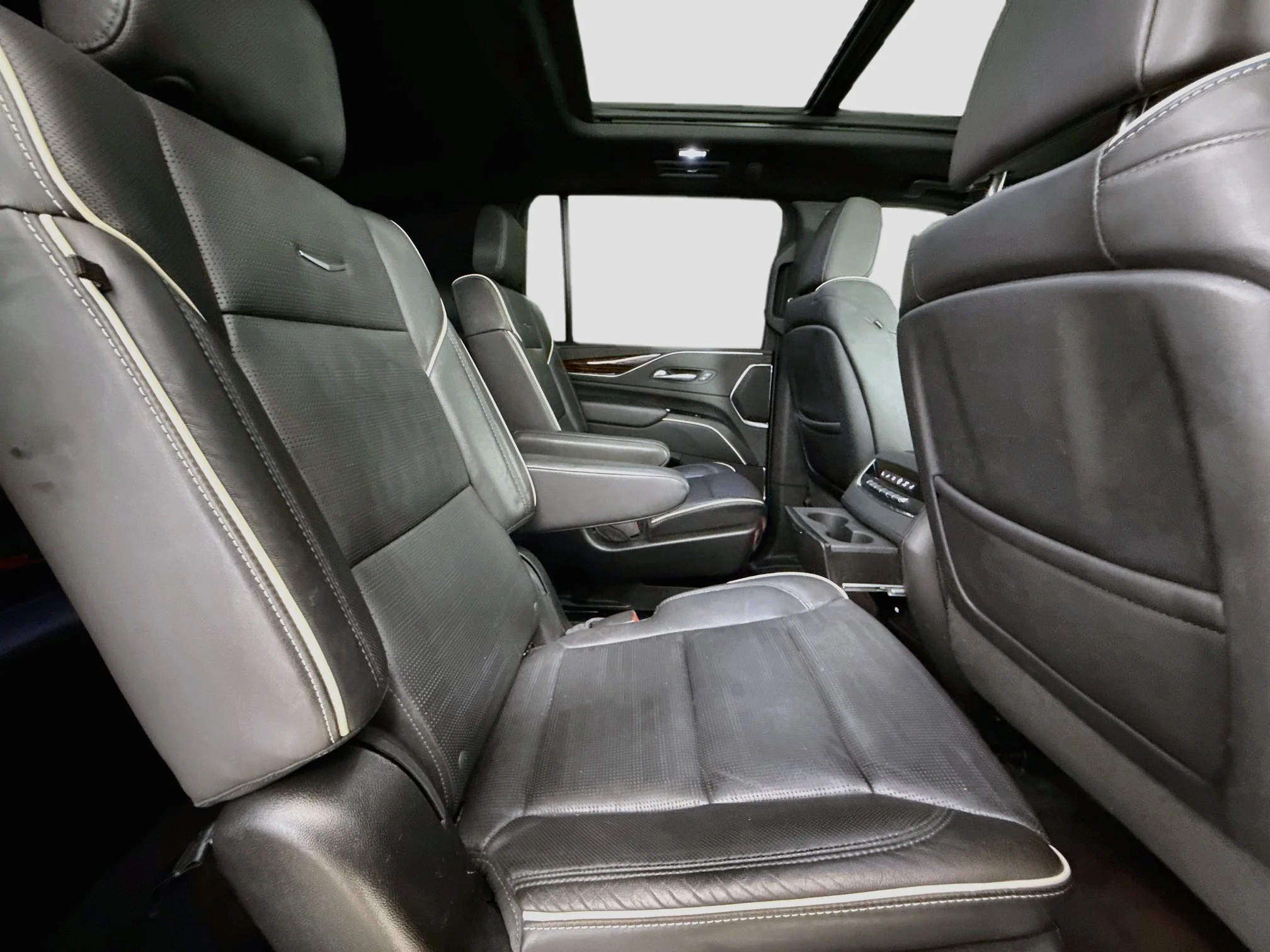 Used 2023 BLACK RAVEN Cadillac RWD Premium Luxury image 31