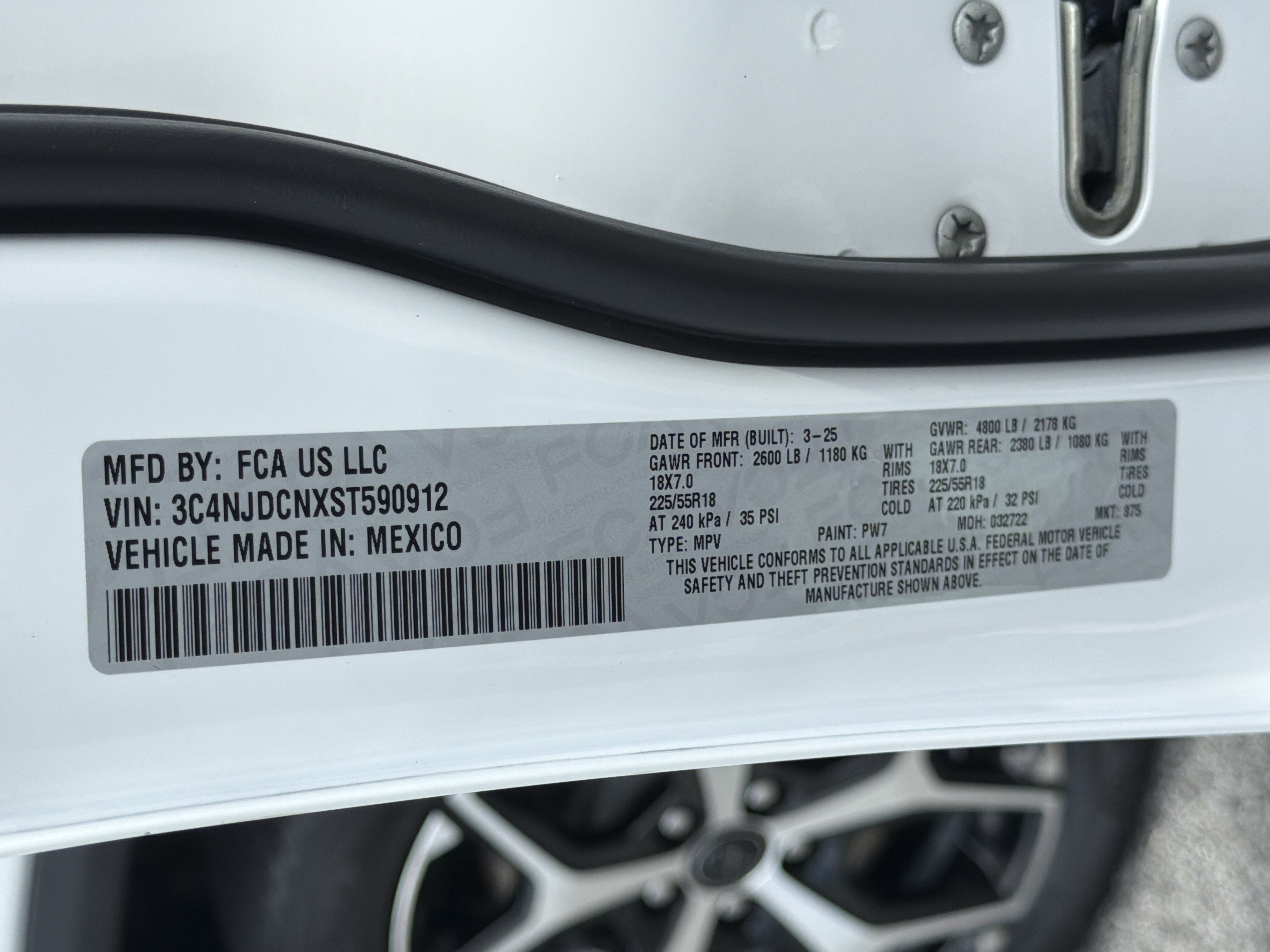 Used 2025 Bright White Clearcoat Jeep Limited image 37