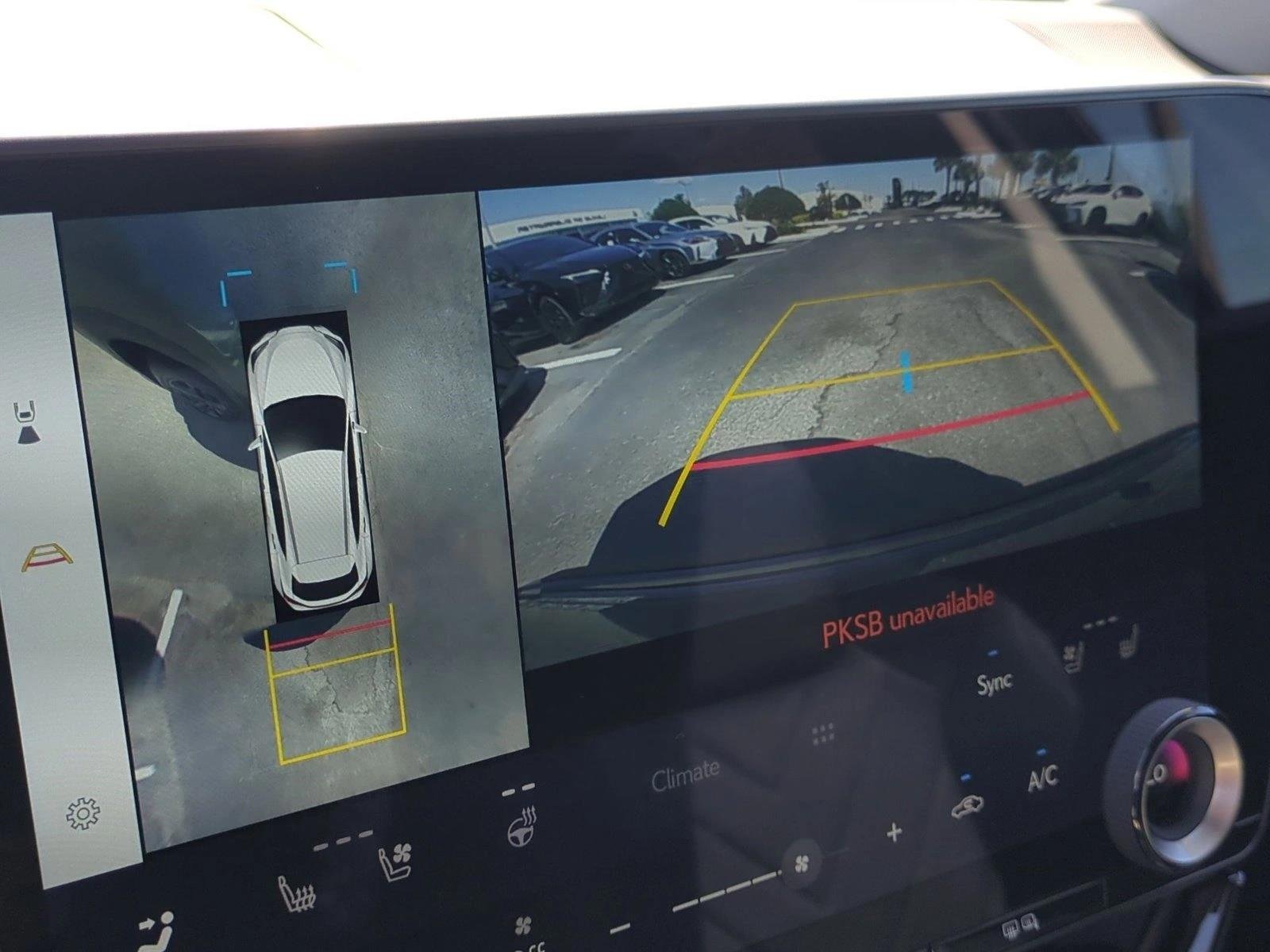 2025 Lexus NX - Photo 13