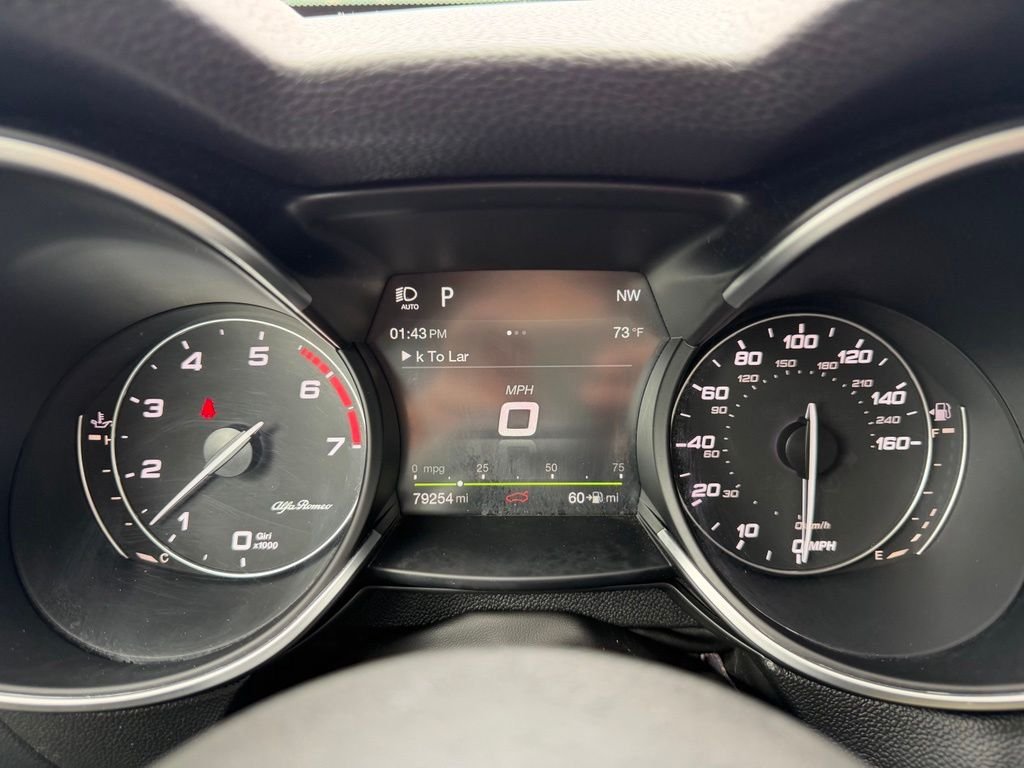 Used 2018 Vulcano Black Metallic Alfa Romeo Base image 20