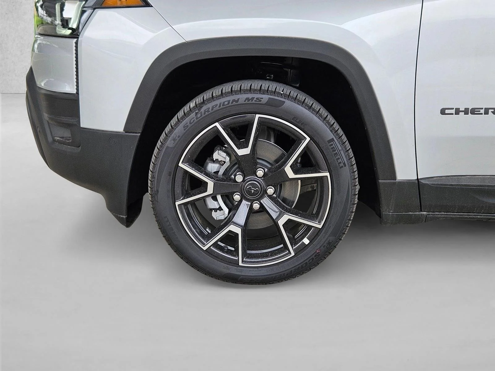New 2026 Silver Zynith Clear-Coat Exterior Paint Jeep Overland image 10