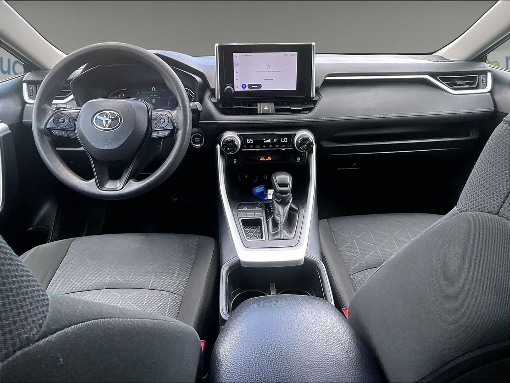 Used 2024  Toyota XLE image 21