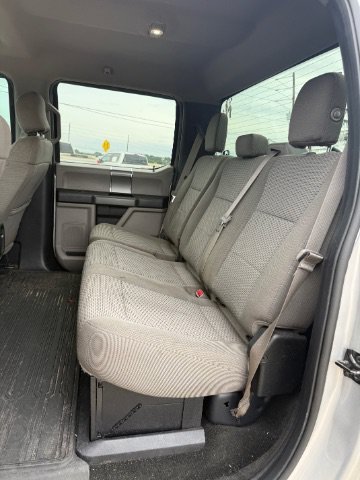 Used 2017 Silver Ford XLT image 17
