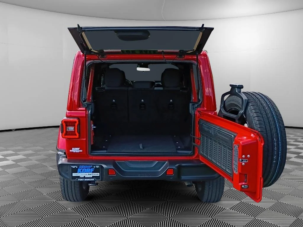 Used 2025 Firecracker Red Clearcoat Jeep Sahara image 5