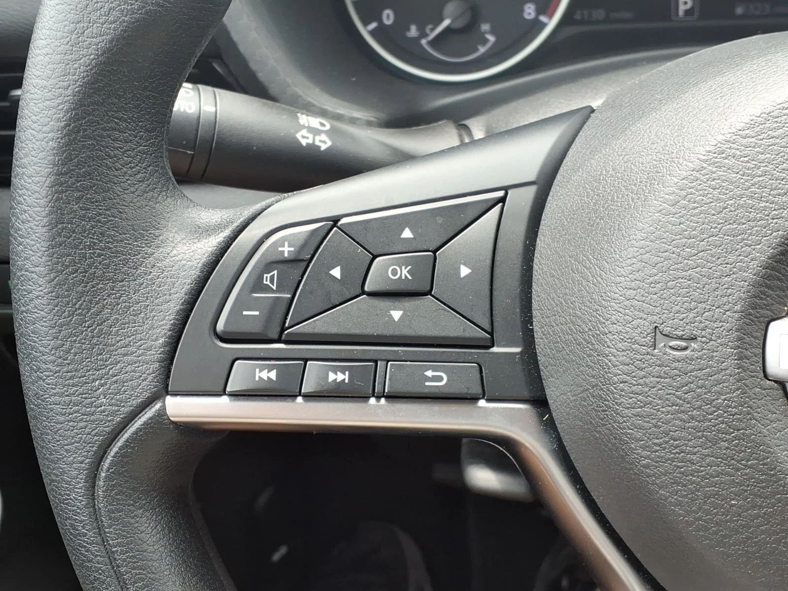 2025 Nissan Sentra SV Black at Robbins Nissan