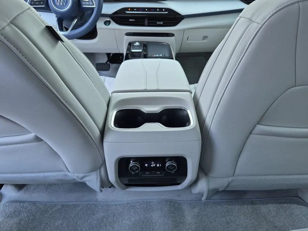 New 2026 Ocean Blue Metallic Buick Avenir image 32