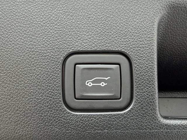 2024 Chevrolet Equinox EV RS - Photo 28
