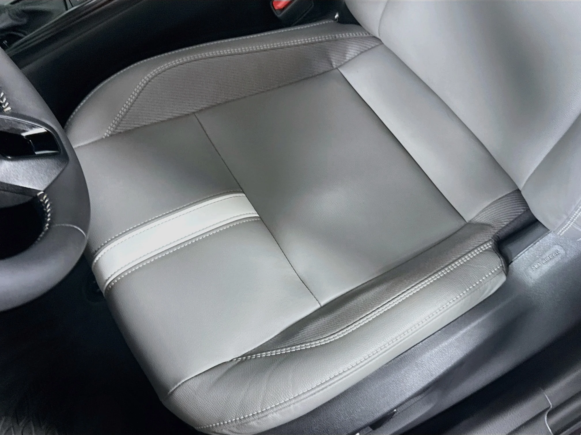 Certified Used 2025 Midnight Black Metallic Toyota SE image 17
