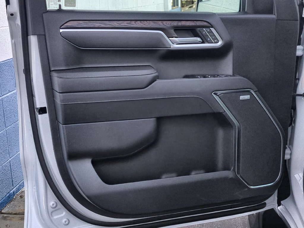 New 2026 Summit White GMC SLT image 21