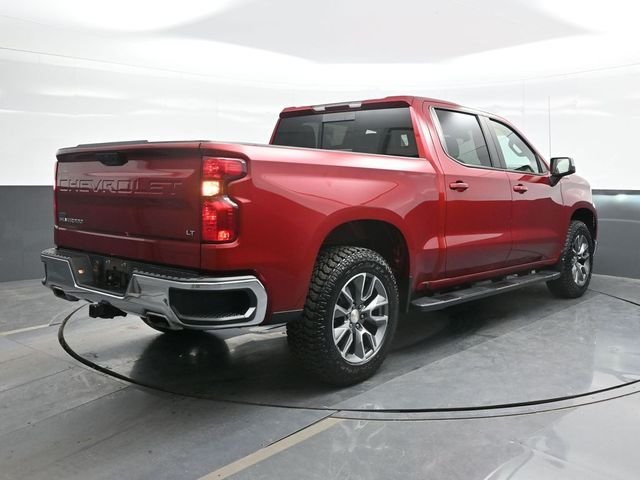 Used 2024 Red Chevrolet LT image 9