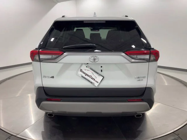 Certified Used 2024 Pearl Toyota Limited image 4