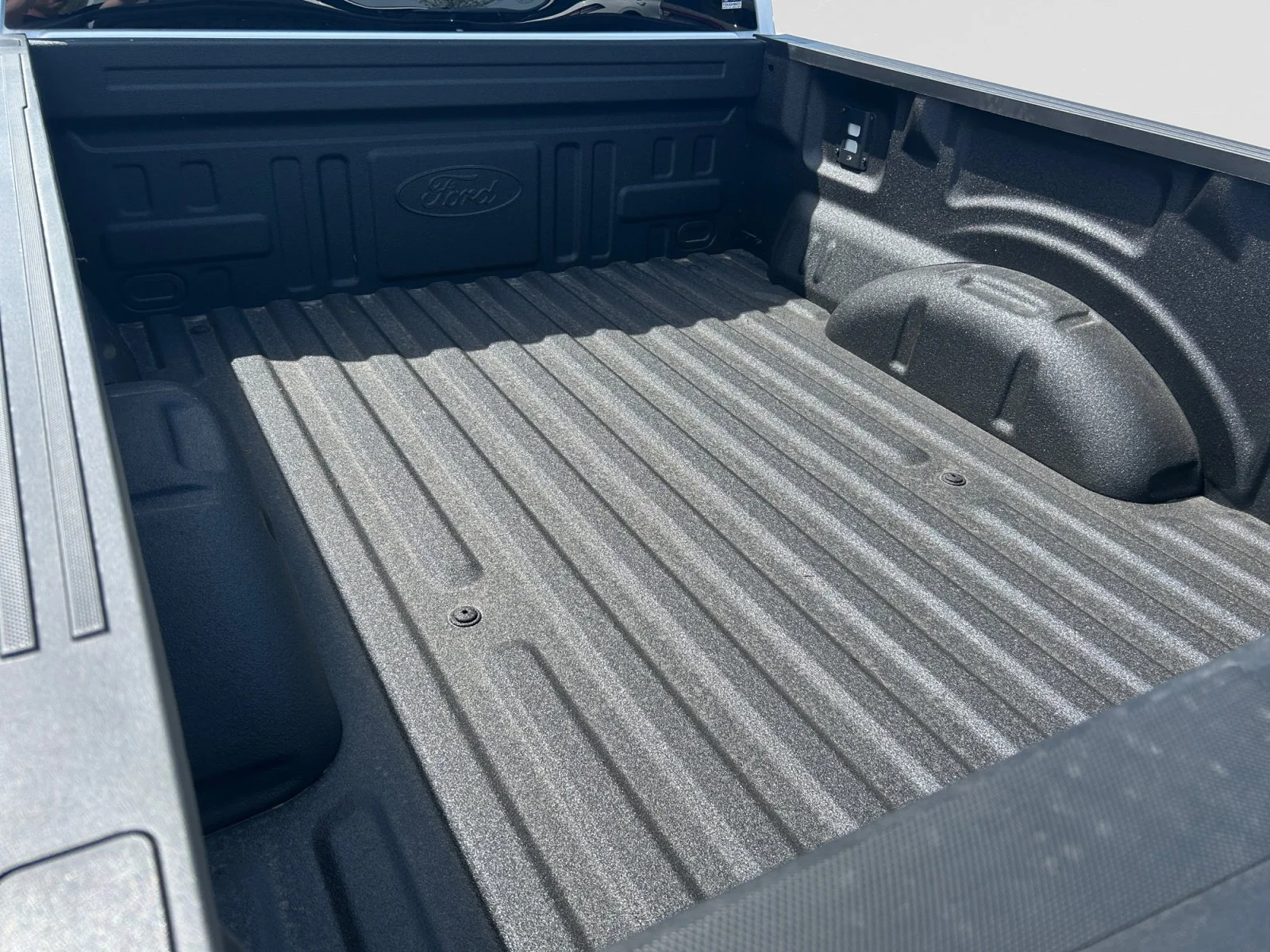 New 2026 Oxford White Ford XLT image 10