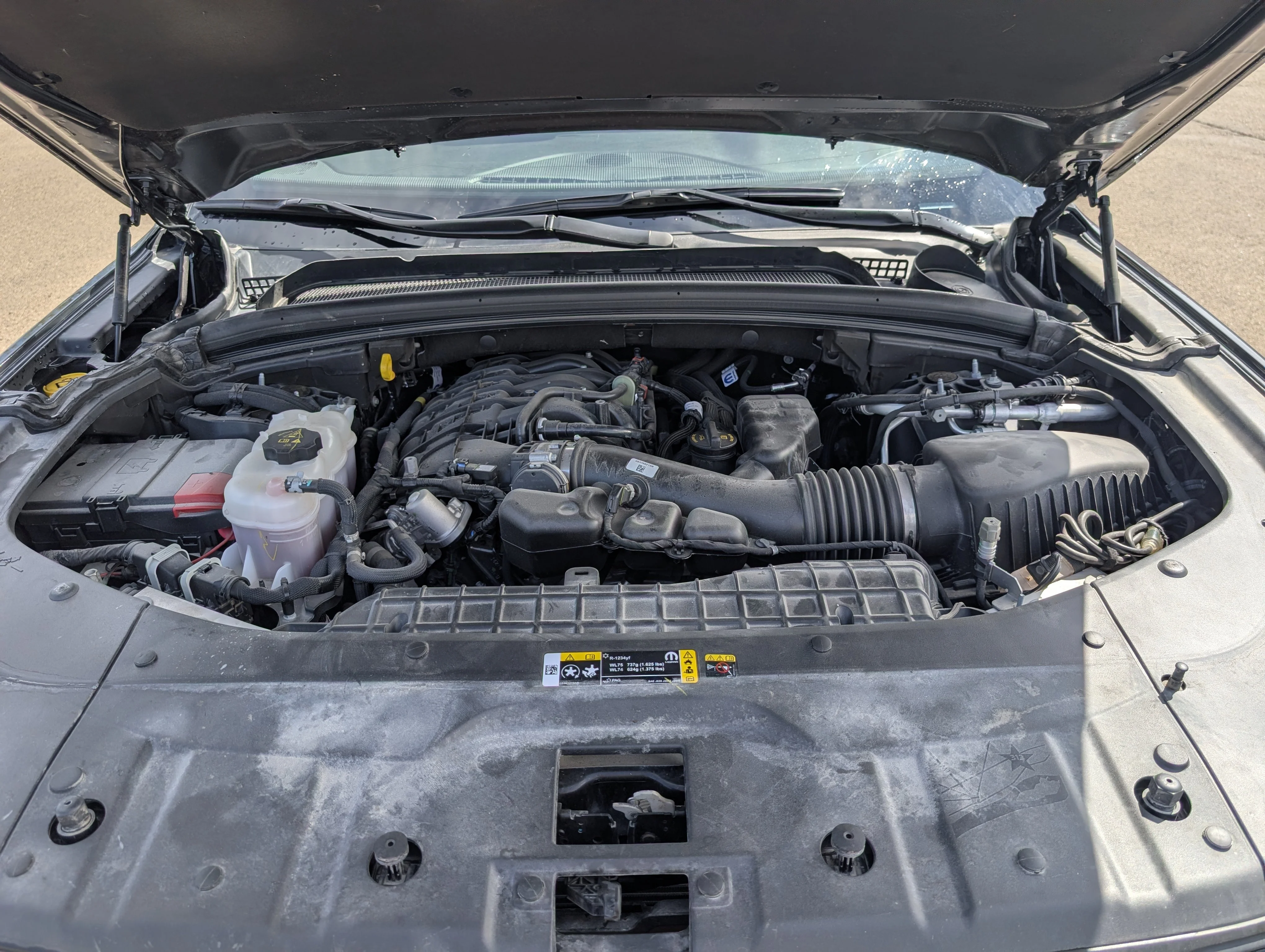 Used 2025 Baltic Grey Metallic Jeep Limited image 36