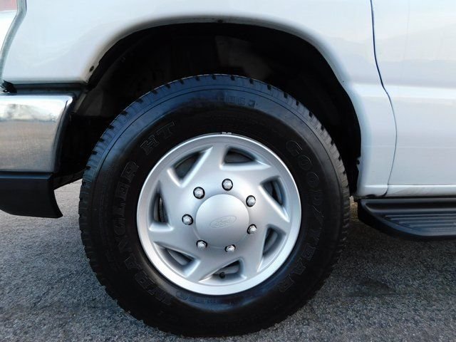 Used 2012 White Ford XLT image 10