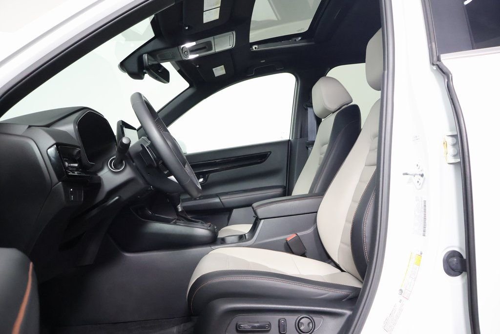 Used 2024 Platinum White Pearl Honda Sport Touring image 10