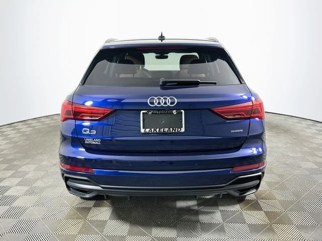 Pre-Owned 2022 Audi Q3 Premium