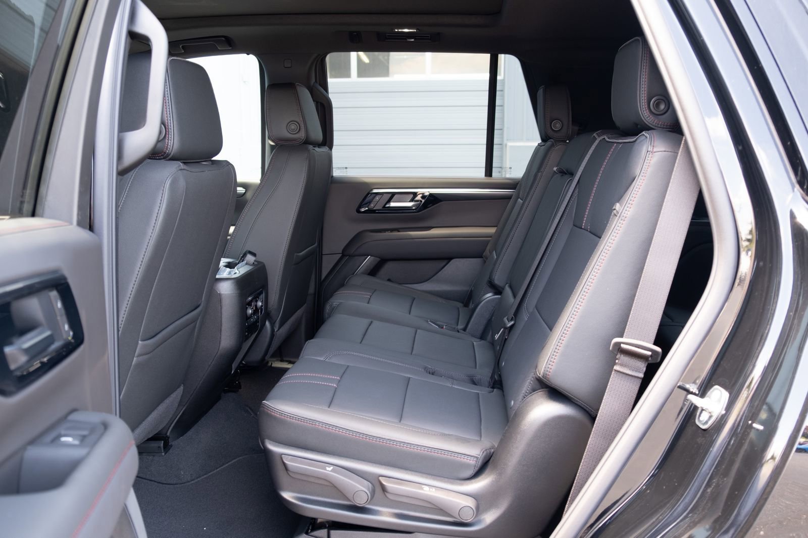 2026 Chevrolet Tahoe RST - Photo 18