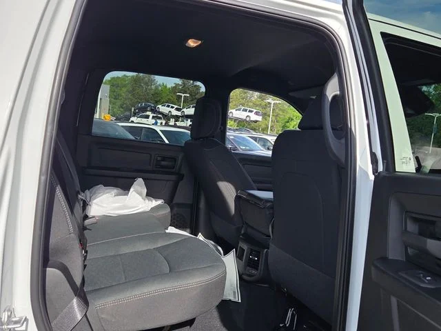 New 2026 Bright White Clear-Coat Exterior Paint RAM Tradesman image 15