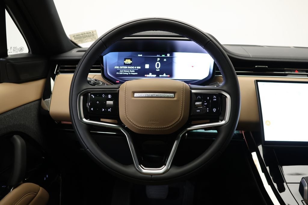 New 2026 Santorini Black LAND ROVER SE image 17