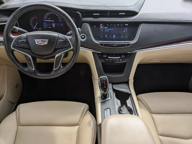 2018 Cadillac XT5 Luxury - Photo 15