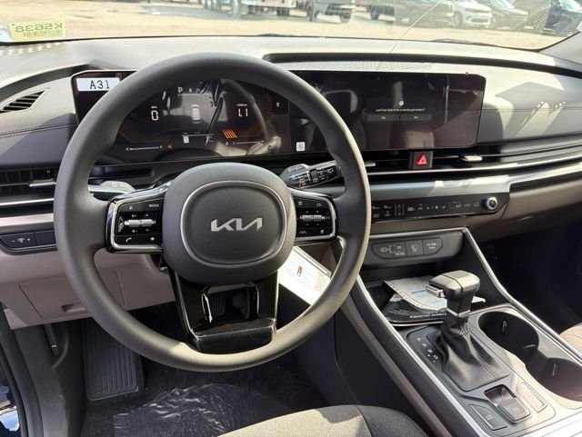 New 2026 Deep Chroma Blue Kia LX image 12