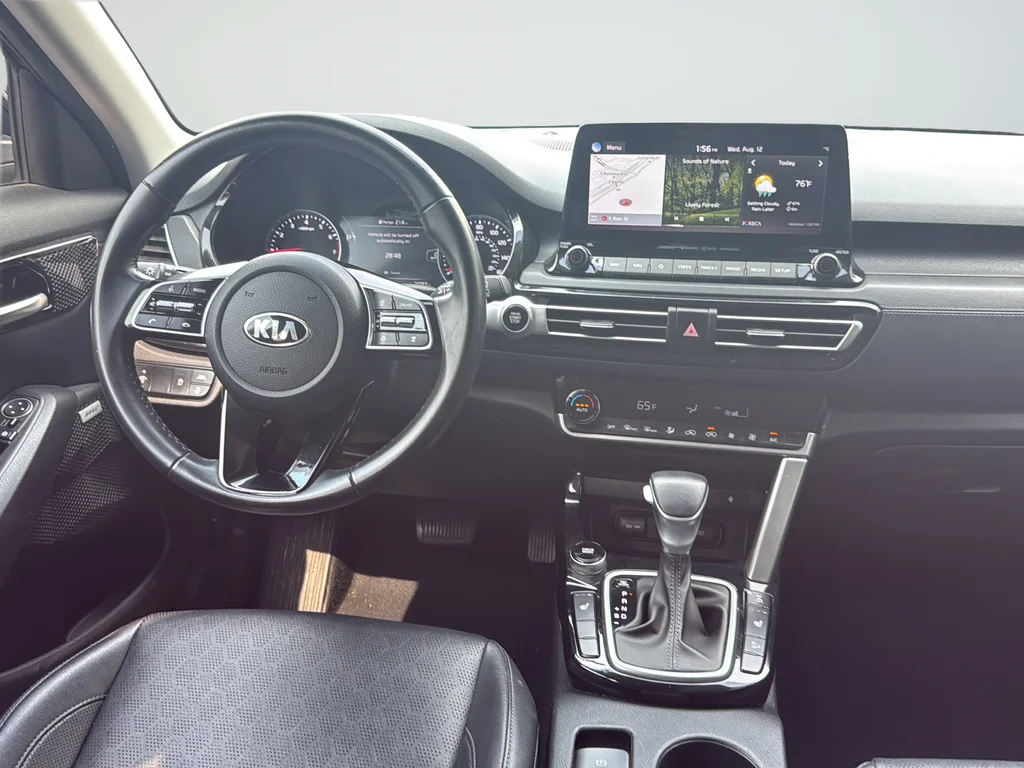 Used 2021 Black Kia SX image 11