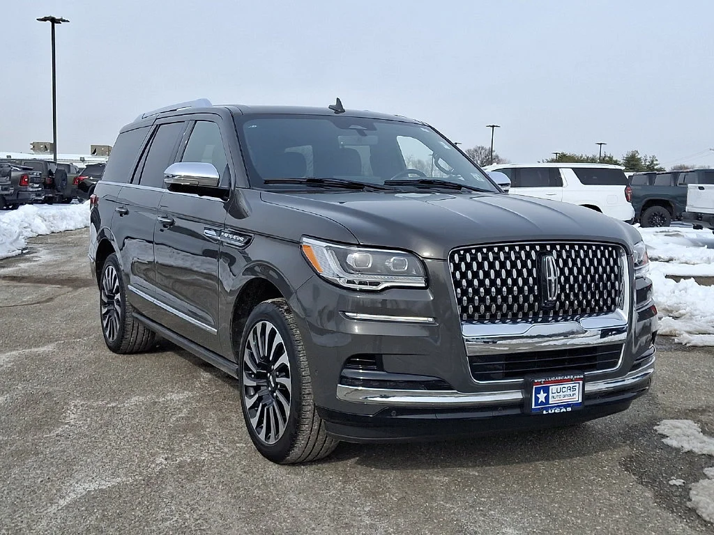 Used 2023 Gray Lincoln Black Label image 2