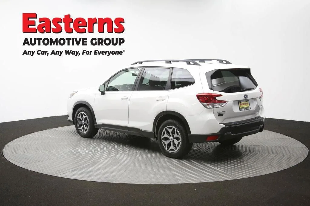 Used 2022 White Subaru Premium image 69