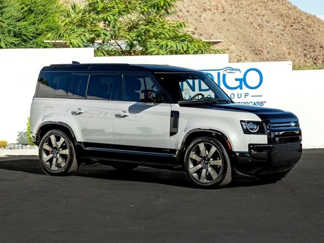 Used 2026 Borasco Gray Metallic Land Rover X image 4
