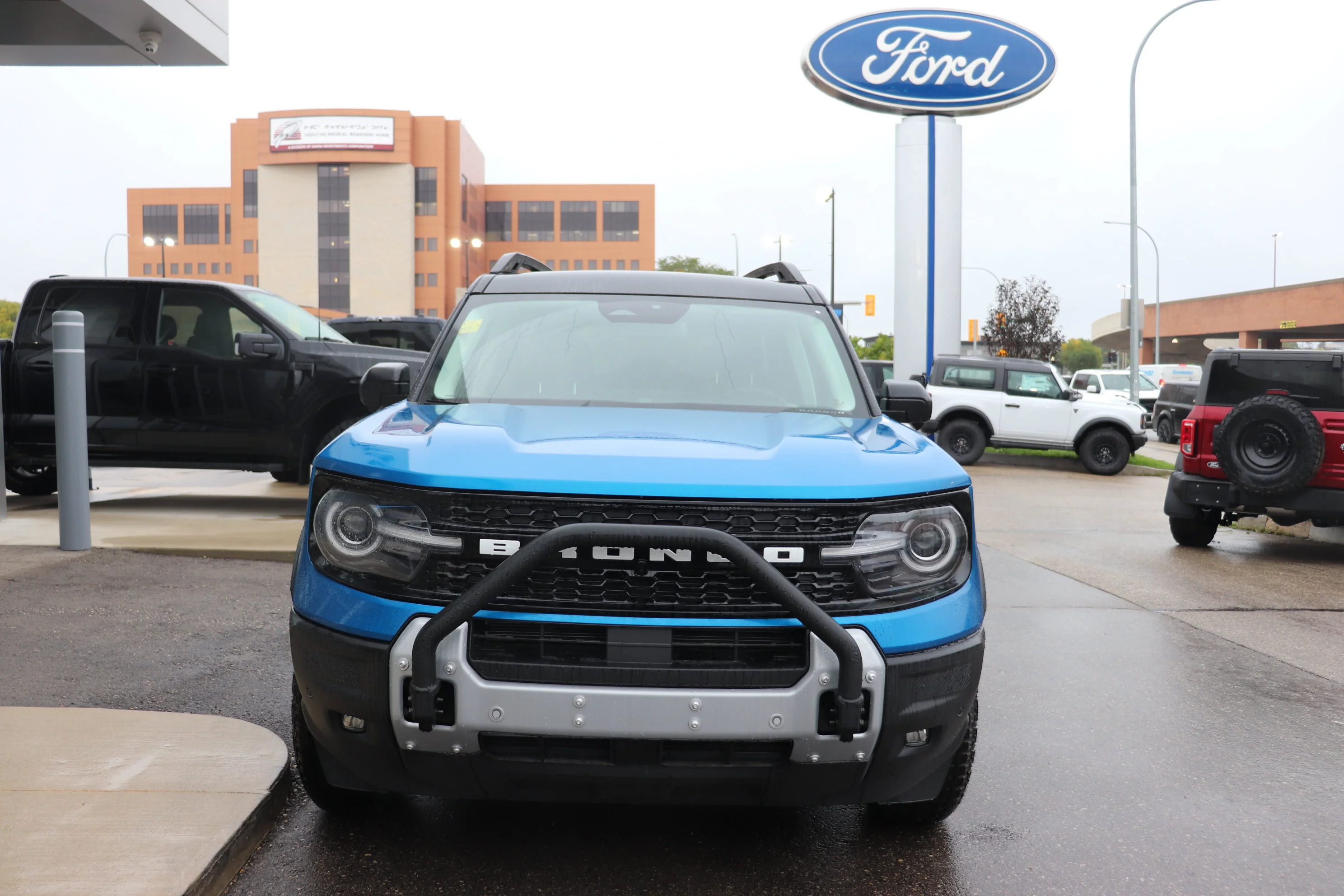 New 2026 VELOCITY BLUE METALLIC Ford Outer Banks image 2
