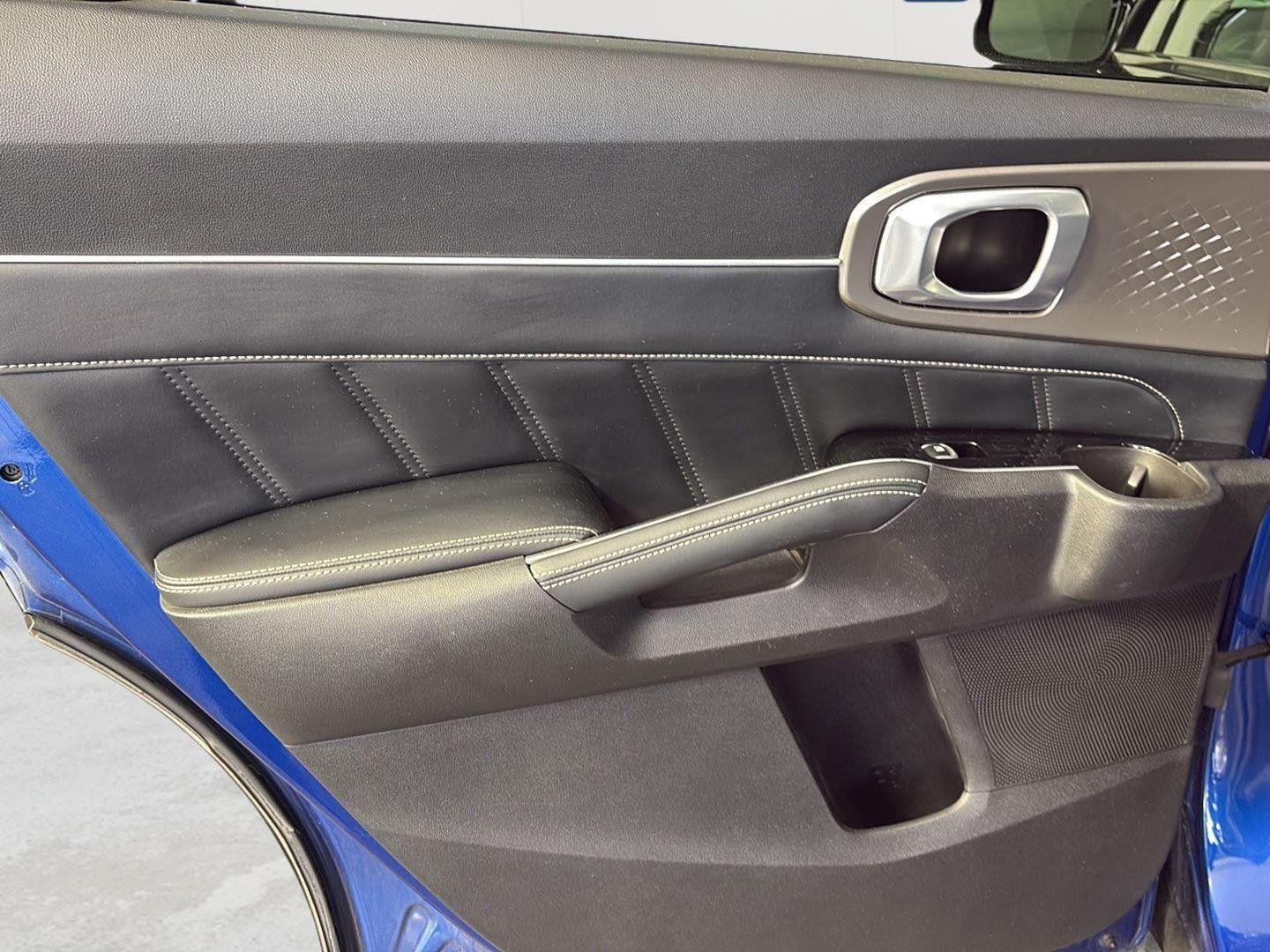 Used 2021 Sapphire Blue Kia SX image 23