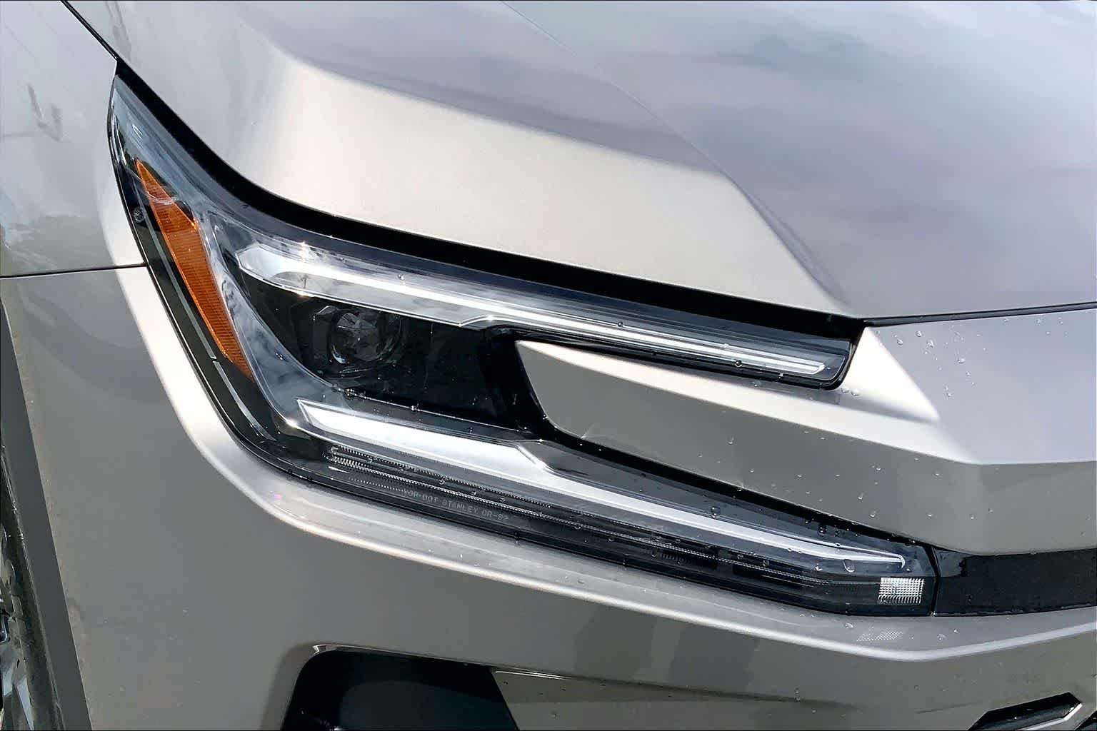 New 2026 Meteor Shower Toyota XLE Premium image 13