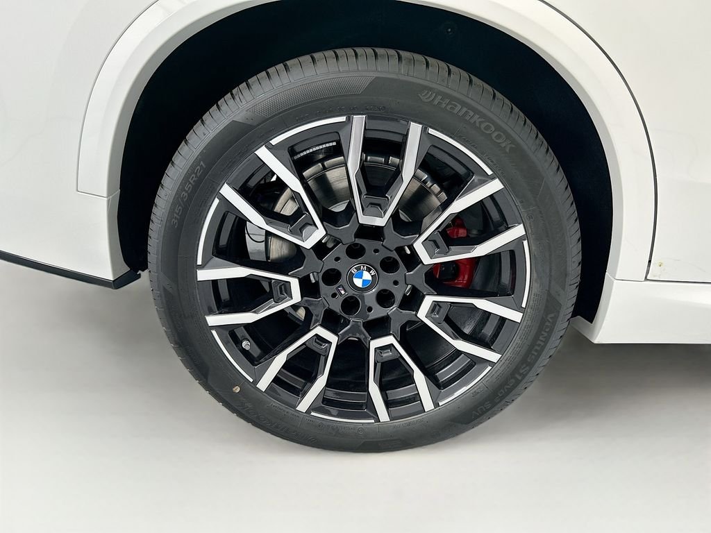 New 2026 Alpine White BMW xDrive50e image 32
