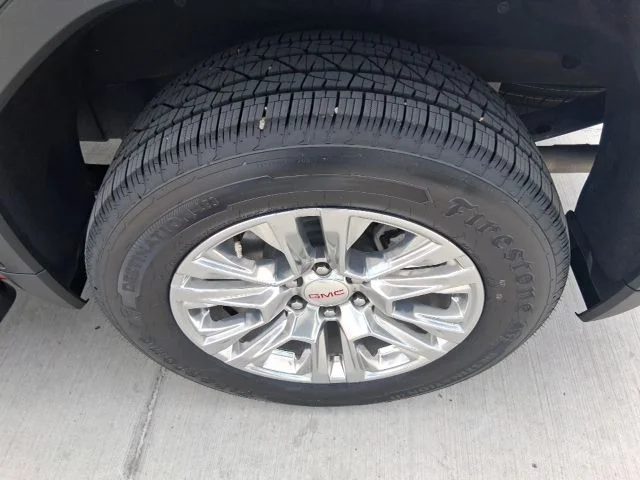 Used 2024 Red GMC SLT image 18