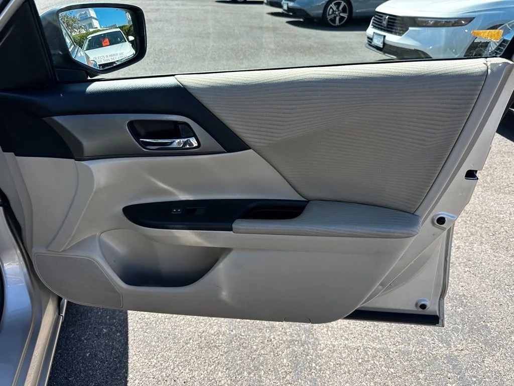 Used 2014 Brown Honda LX image 13