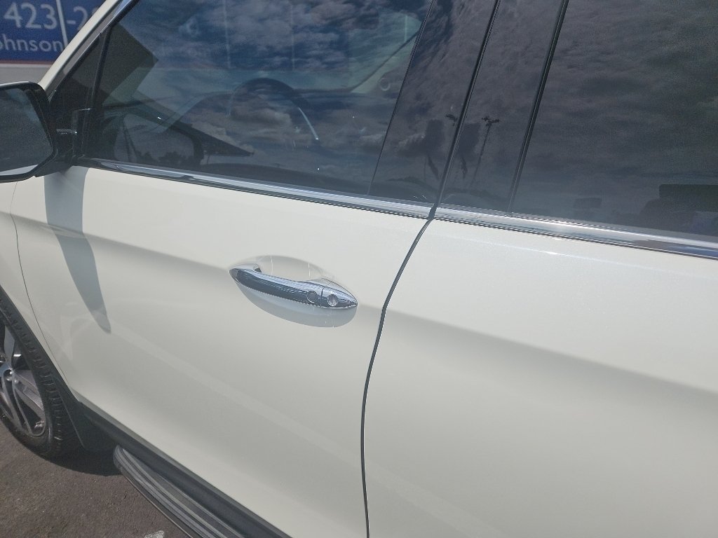 Certified Used 2016 White Diamond Pearl Honda Touring image 3