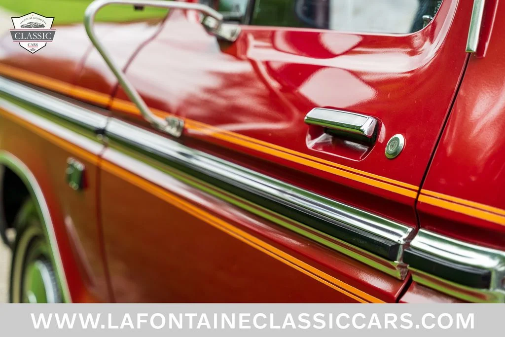 Used 1975 Red Ford  image 46