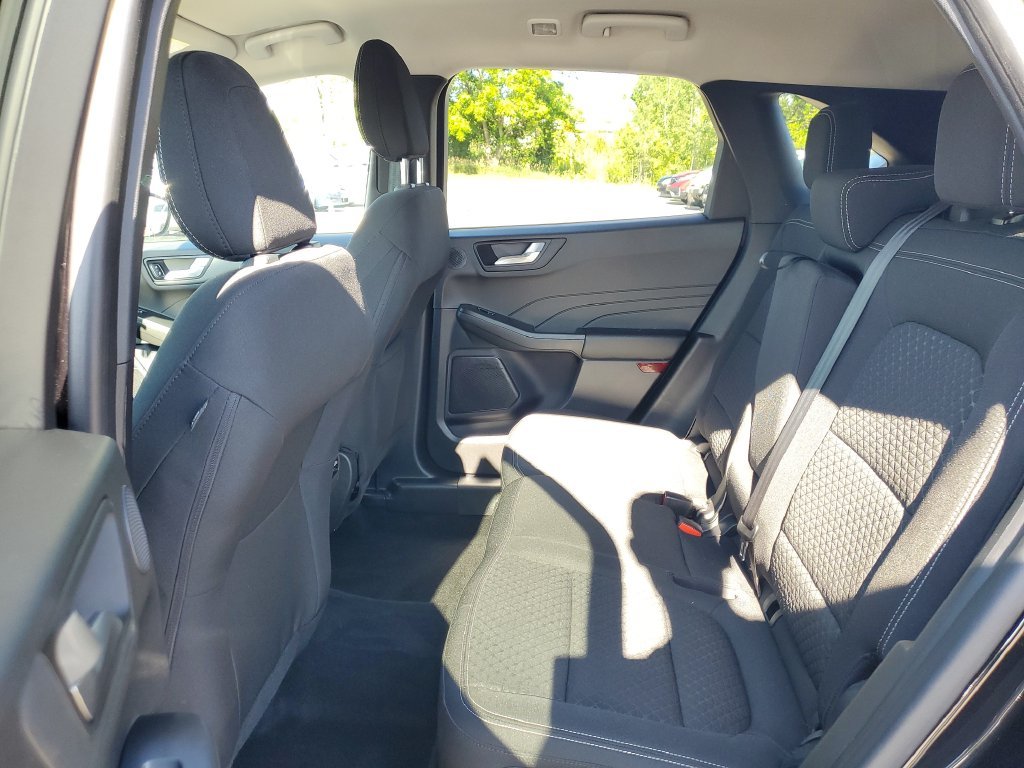 Used 2023 Black Ford Active image 14